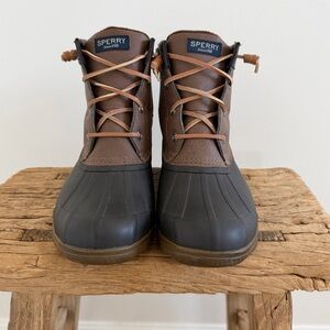 Sperry Classic Brown Duck Boots - Women’s 7